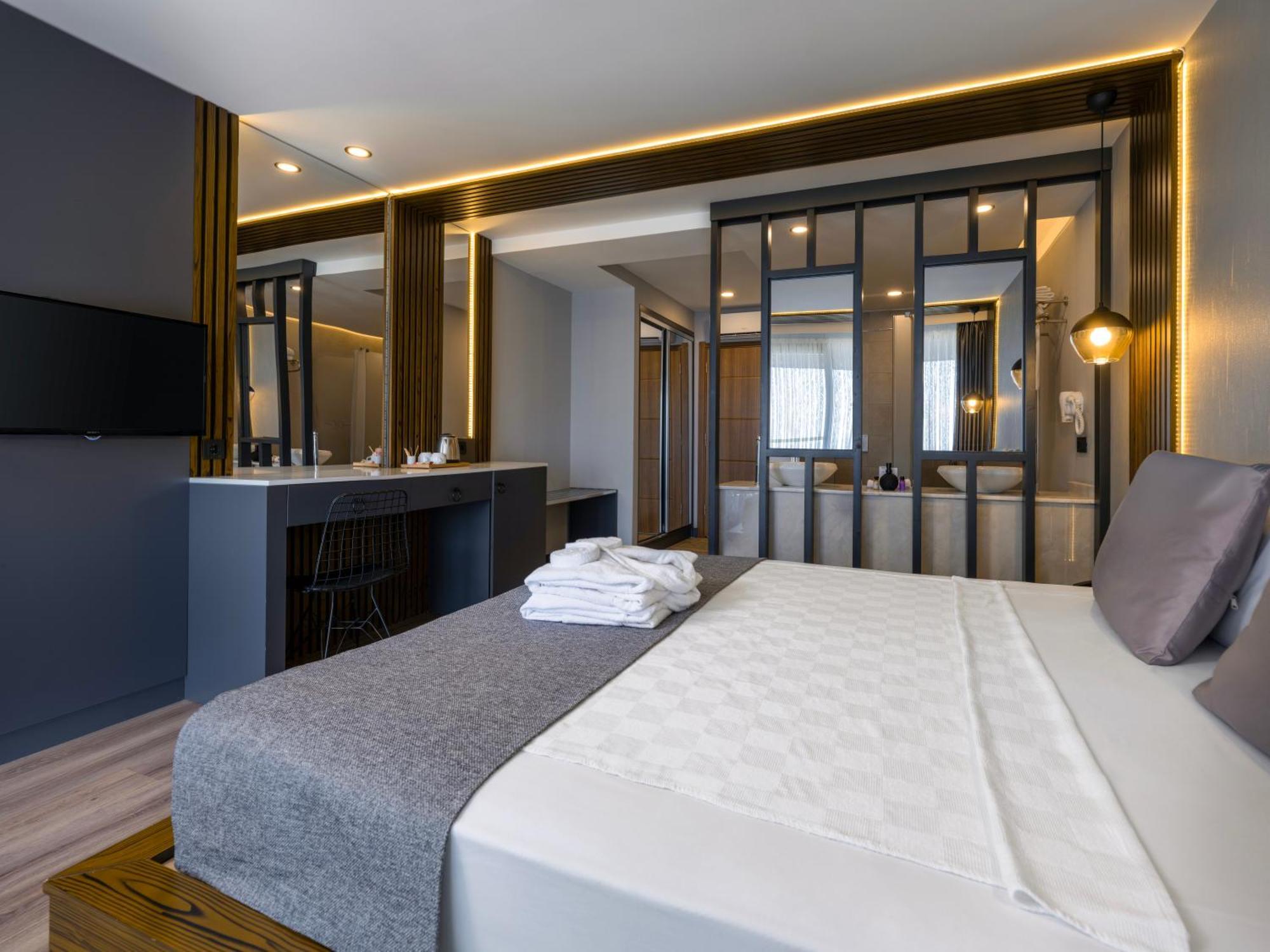 Adora Calma Beach Hotel Adults Only Kızılot Zewnętrze zdjęcie