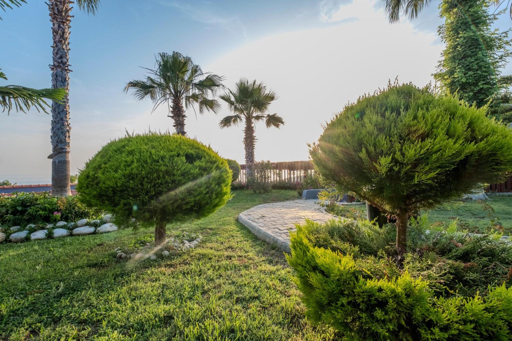 Adora Calma Beach Hotel Adults Only Kızılot Zewnętrze zdjęcie