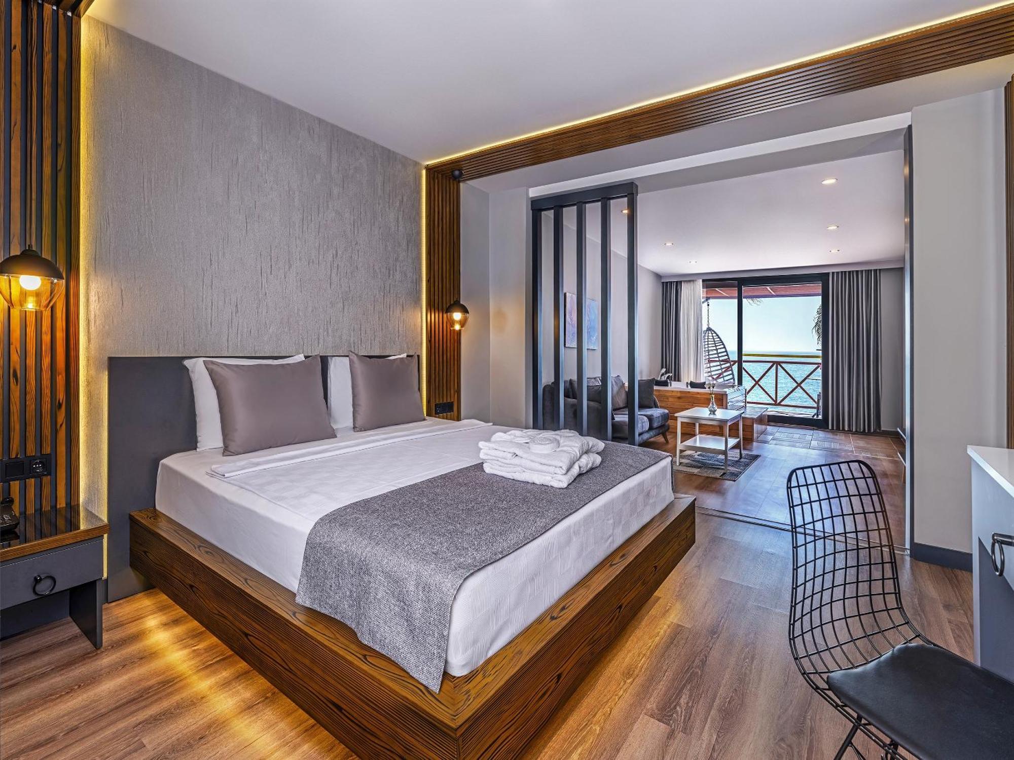 Adora Calma Beach Hotel Adults Only Kızılot Zewnętrze zdjęcie